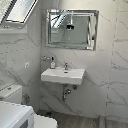 Apartament Ohanaa Saranda